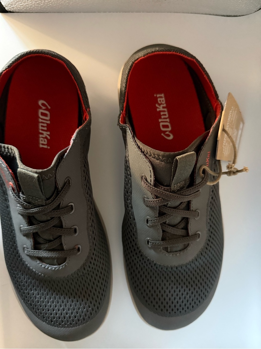 OluKai Moku Pae shoes in Island Salt & Koi - size 41